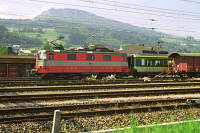 11 103 mit Swiss-Express Lackierung bei Pfäffikon.