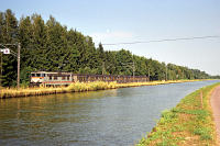 Östlich von Saverne bei Steinbourg, trifft die Bahnlinie nochmal auf den Kanal.