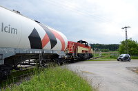 Holcim-Zug mit V 181 am Zementwerk Dotternhausen